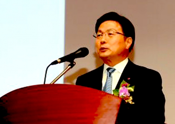 한국가스안전공사 노동조합이 3일 김형근(사진) 사장의 자진사퇴를 요구하고 나섰다.
