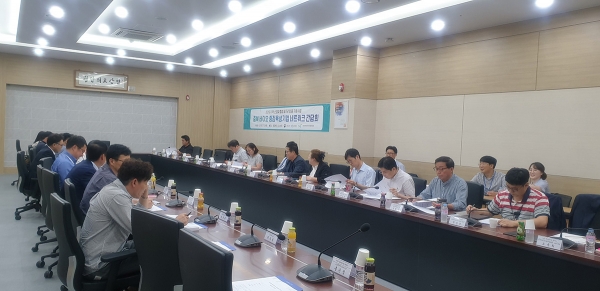 청주상공회의소 충북인적자원개발위원회는 9일 오후 오송C&V센터에서 '충북 바이오산업 일자리창출을 위한 기업 네트워크 간담회'를 개최했다.