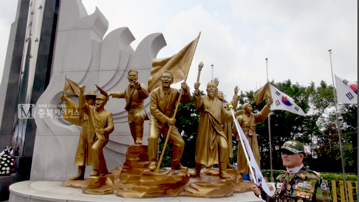 광복회 충북도지부는 29일 오전 청주삼일공원 항일독립운동 기념탑 광장에서 국권을 빼앗긴 국치일을 상기하는 행사를 가졌다.