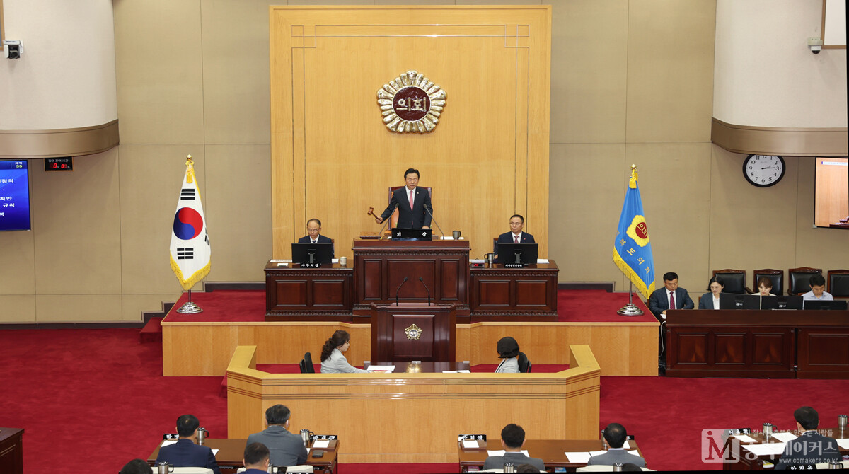 충북도의회 의원들이 정책테마연수 공무국외출장 결과를 바탕으로 조례제정을 추진하고 있는 것으로 알려졌다.